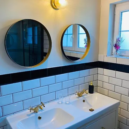 La Dune - Ontbijt & Parking Inclusief