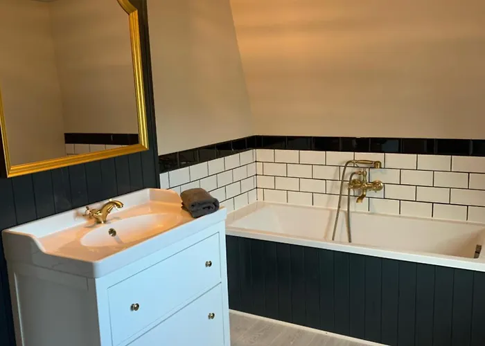 Bed & Breakfast La Dune - Ontbijt & Parking Inclusief 4*